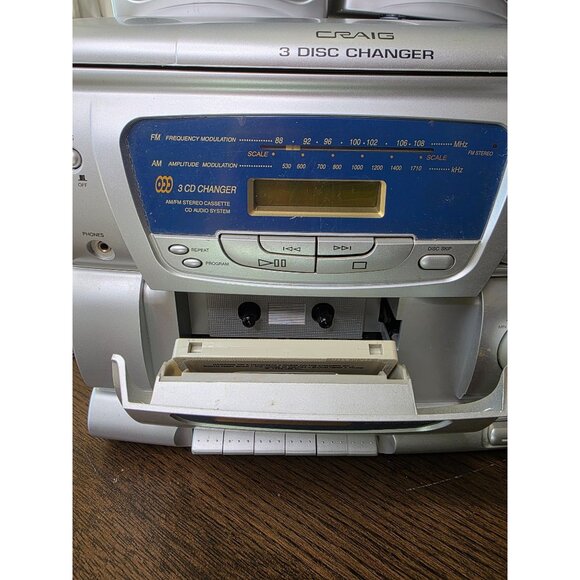 Craig CM4371 AM/FM Stereo Cassette Player 3 CD Changer Read - tested! Works! - Picture 6 of 16